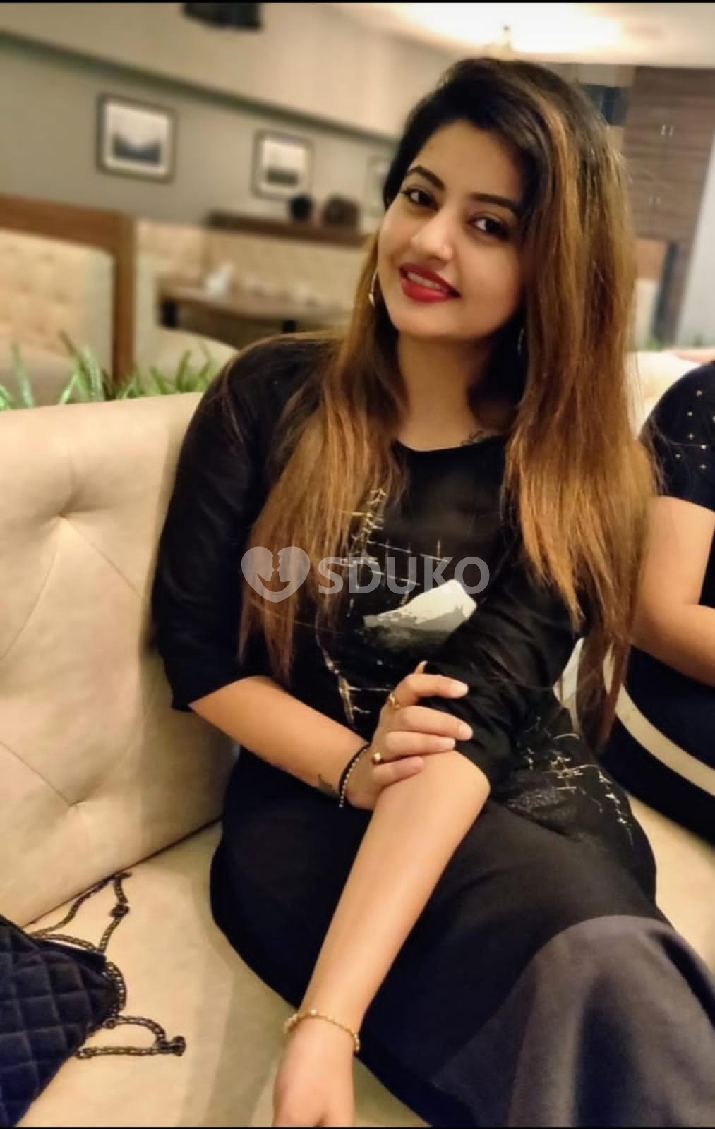 Andheri airport high profile real genuine service without condom French kissing blojoob anal