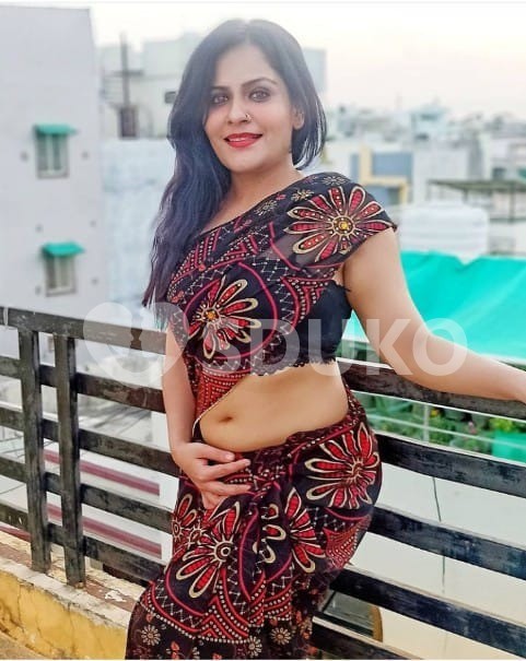 Hot aunty college girl in low price B2B sex service unlimited shot