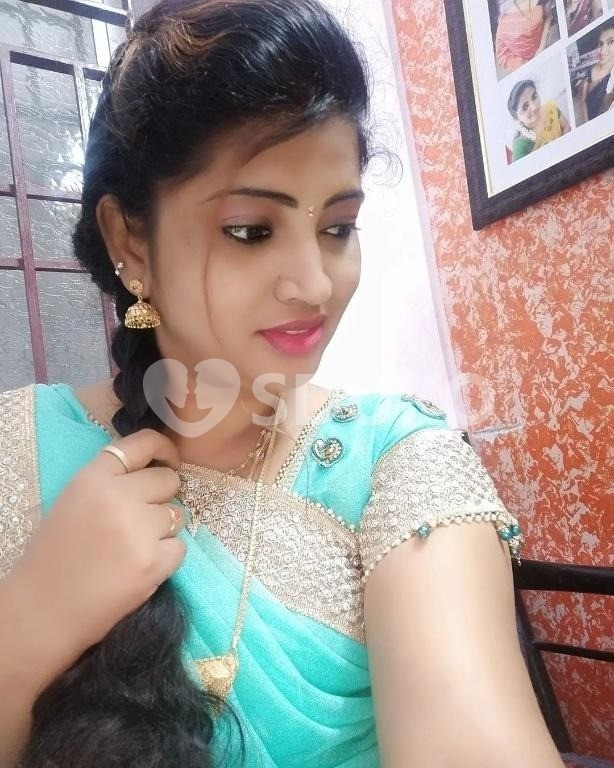 My self Gunjan vip call girl service provider in salem