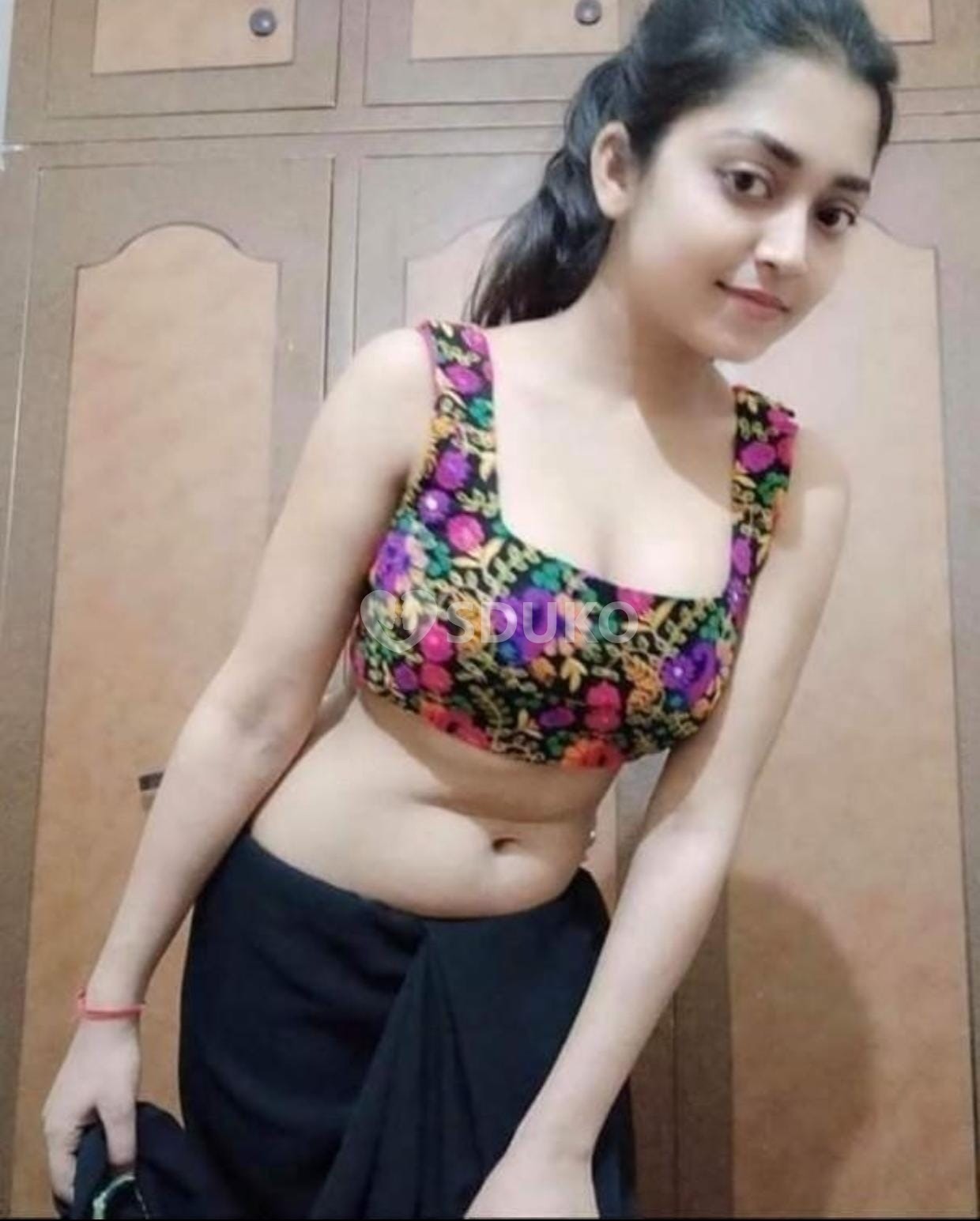 Lucknow Full seaf and secure service in  high profile college girls and aunties available