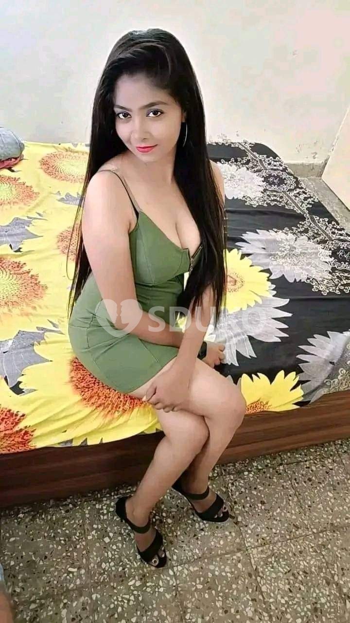 Good looking hi profile collage girl n independent house wife available for ur satisfaction call immediately...