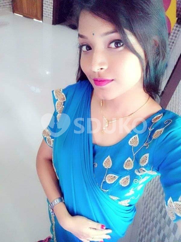 Good looking hi profile collage girl n independent house wife available for ur satisfaction call immediately