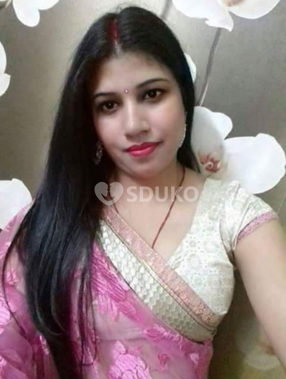 Beautiful collage girl n house wife available for ur satisfaction call immediately.....jj