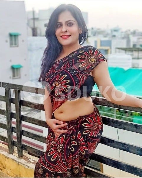 Patna VIP hot aunty available in low price