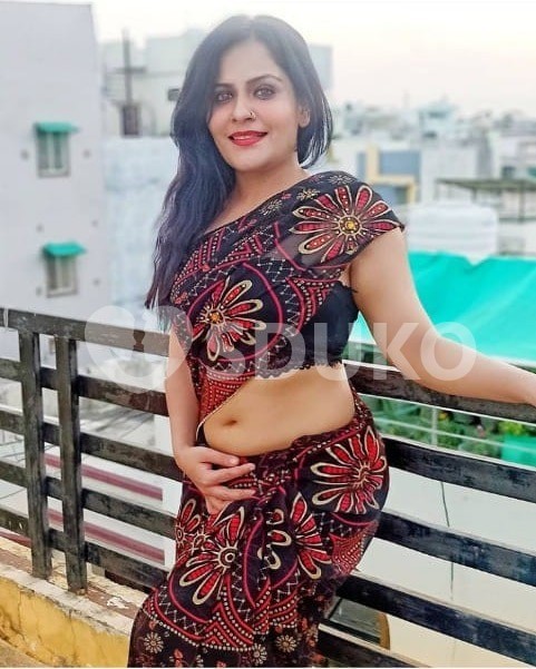 Hot aunty college girls available for B2B sex service full enjoy in low price