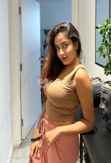 Independent Indian hot girl available for video call sex outcall and incall booking available