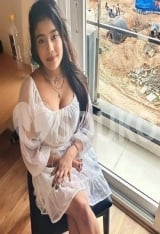 Independent Indian hot girl available for video call sex outcall and incall booking available