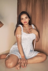 Independent Indian hot girl available for video call sex outcall and incall booking available