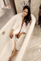 Independent Indian hot girl available for video call sex outcall and incall booking available