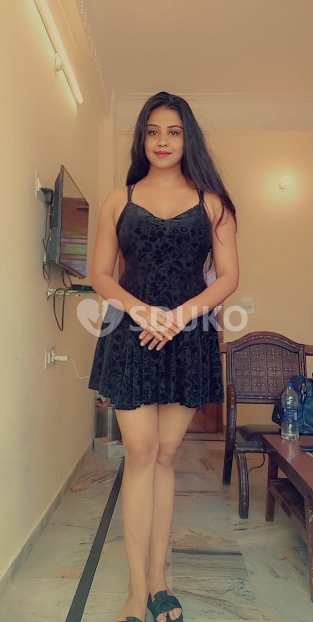 Myself Shruti chinar park  . independent call girl service safe and secure college girl available