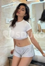 Independent Indian hot girl available for video call sex outcall and incall booking available