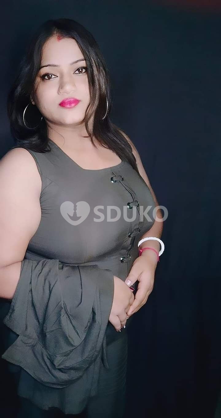 Want to meeting with female and hours wife and girls club in delhi..