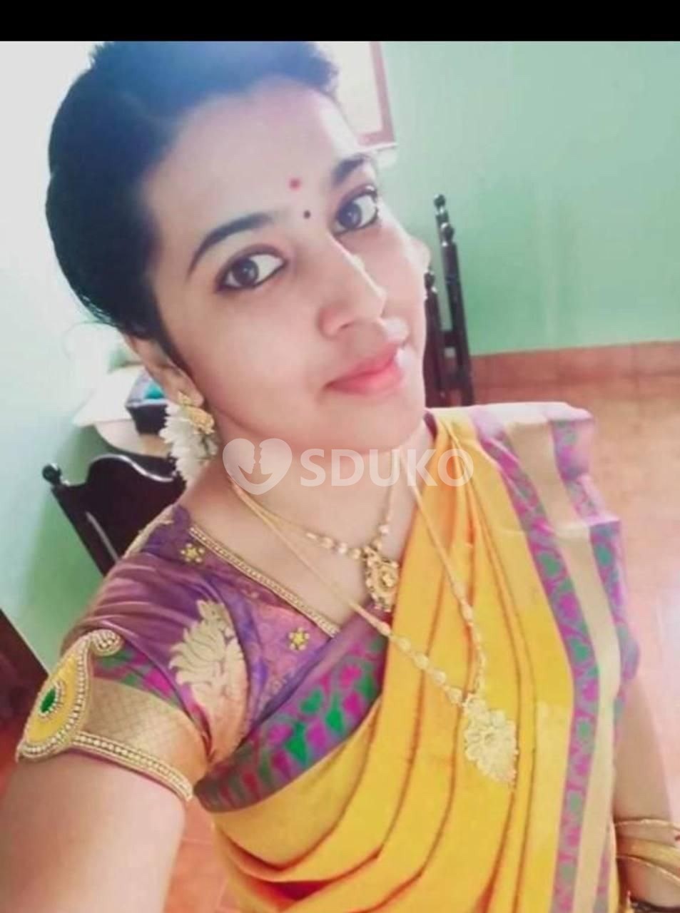 Vadapalani high💯 profile best genuine call girl service college girl in 22 divya