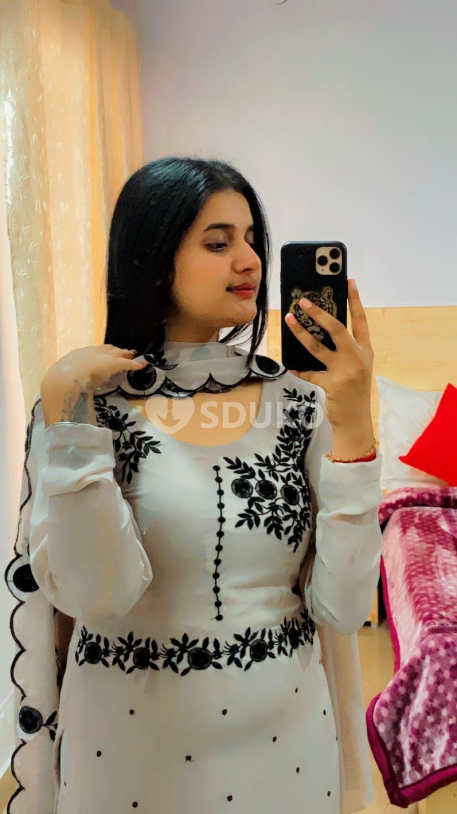 COD Lucknow Call Girls rate⭐high profile⭐ independent &⭐VIP⭐call girls hot bhabi air hostess giving female