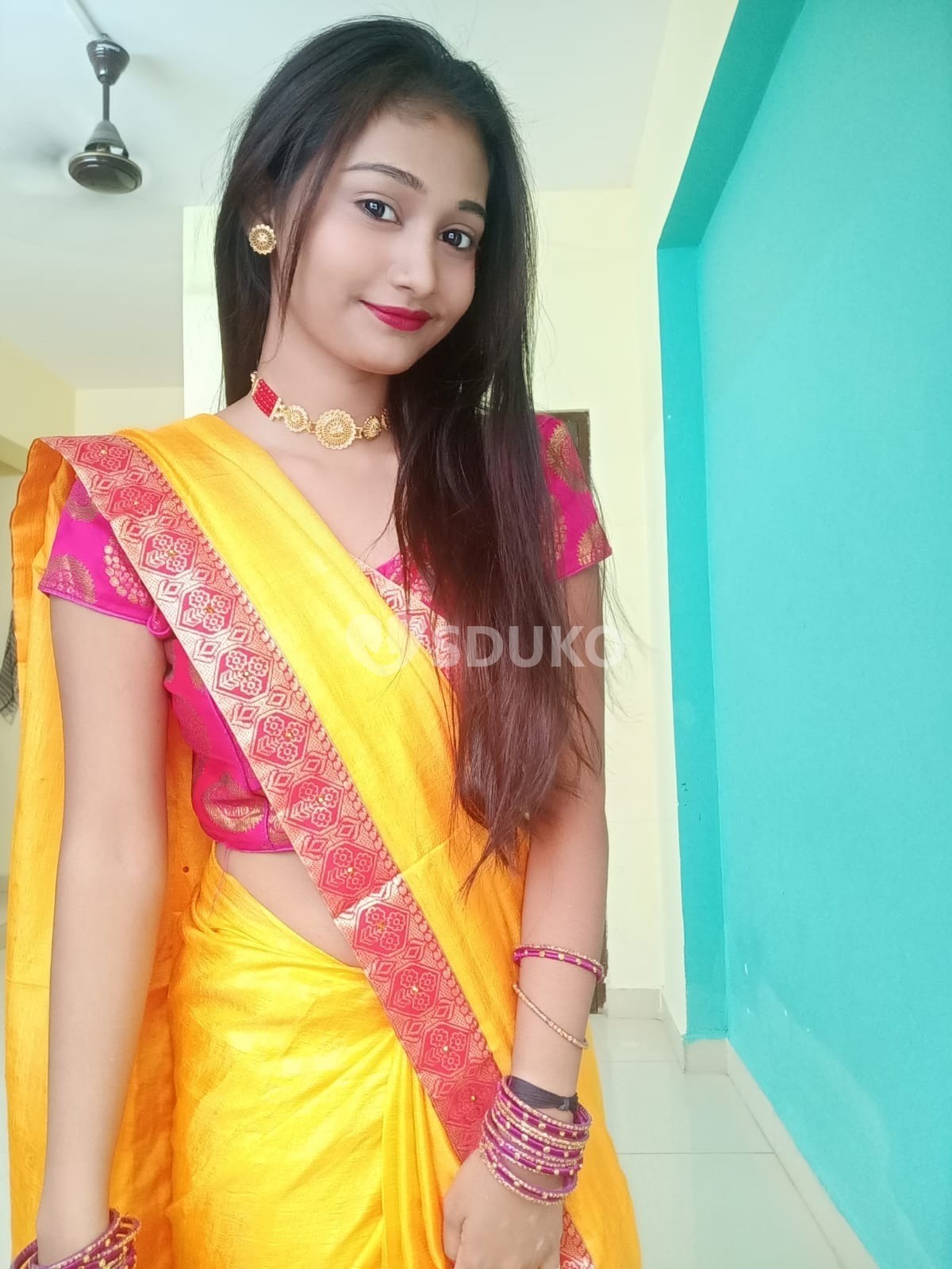 Janakpuri Delhi all area Myself Leena call girl service hotel and home service 24 hours available now call me