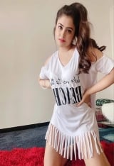 Independent Indian hot girl available for video call sex outcall and incall booking available