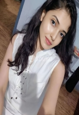 Independent Indian hot girl available for video call sex outcall and incall booking available