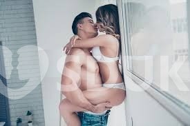 I am Call boy play boy available for females couples for fun sex massage meet