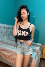 Independent Indian hot girl available for video call sex outcall and incall booking available